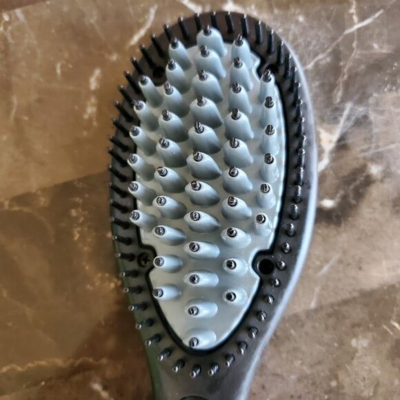 SUTRA Ionic Heat Brush ( Black ) - Silicone Tips, Ion Technology - Picture 3 of 4